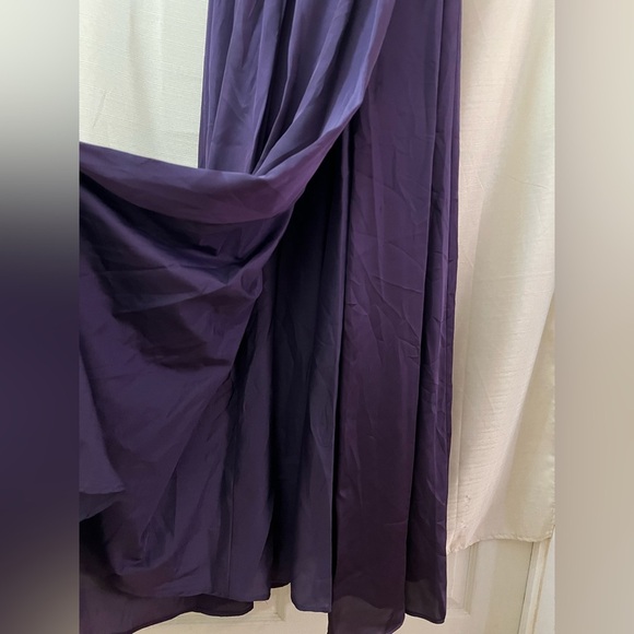 Vera Want White Elegant Purple Halter Maxi Dress or Gown with Side Slit Size 10 - Picture 4 of 12
